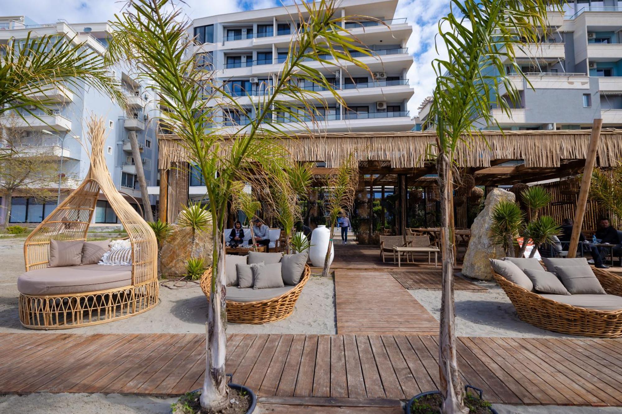 Hotel Sea & 4*