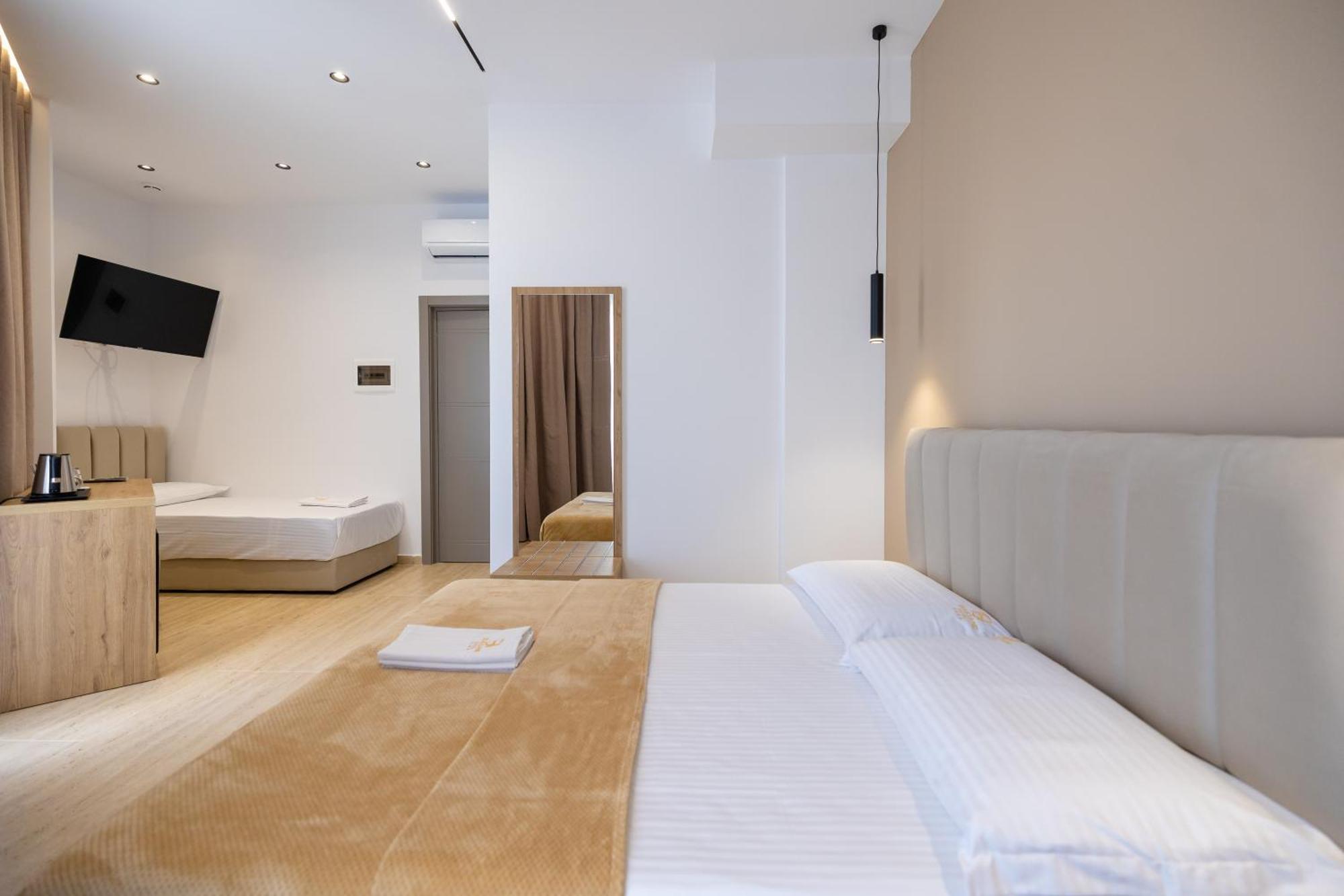 Hotel Sea & 4*